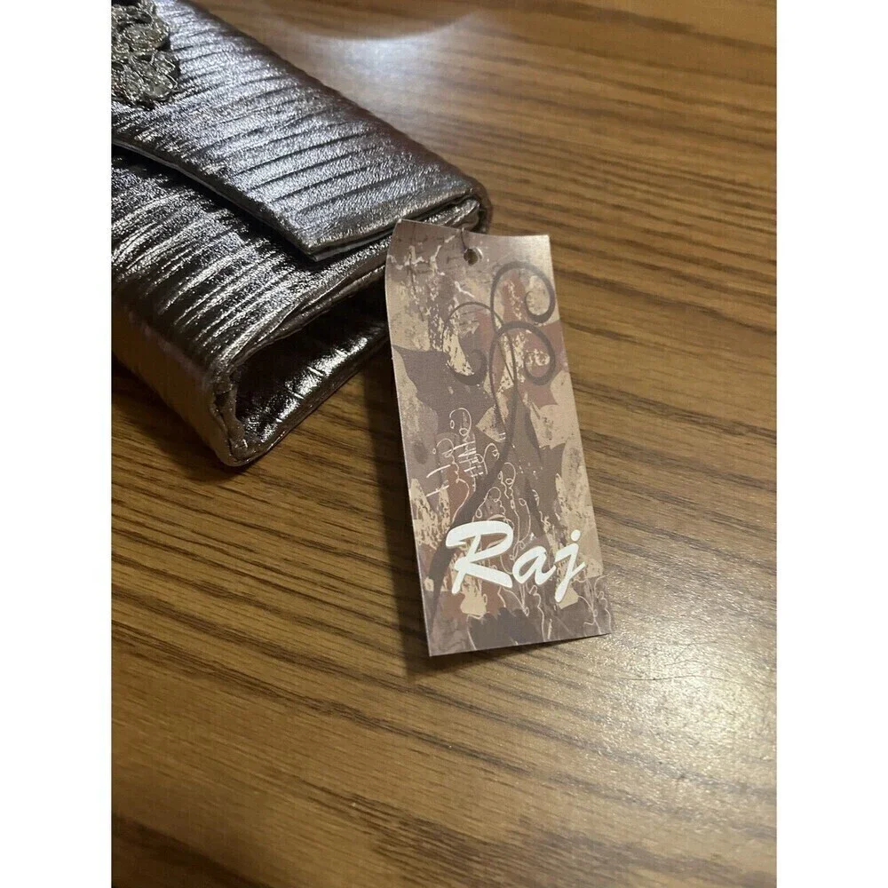 Raj nwt metallic